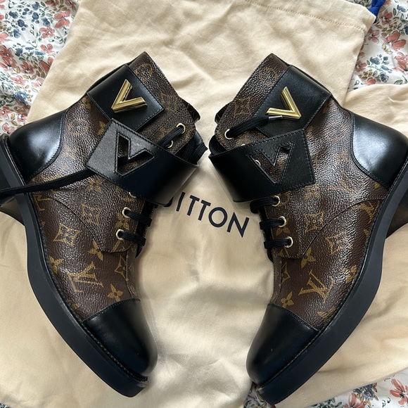 Louis Vuitton wonderland flat ranger boot casual luxury leather - Picture 6 of 9